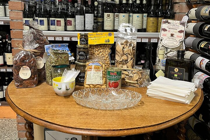 Italian Wine and Food Tasting in Stresa Lake Maggiore