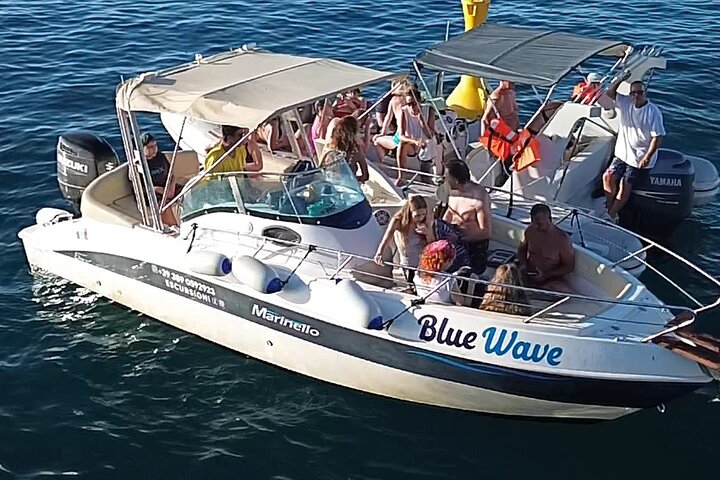 Polignano a Mare: Boat Tour of the Caves - Small Group