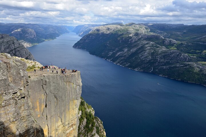 Stavanger Silent Lysefjord and Pulpit Rock Cruise by Hybrid Boat