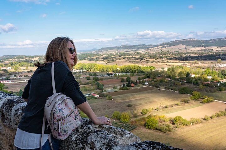 Hello Burgos: Private 2-Hour Intro City Walk with Local Guide