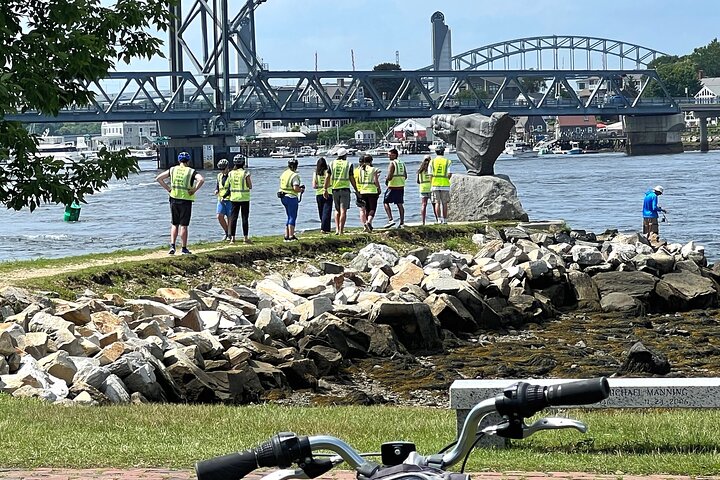 City of Portsmouth Bike Tour - Visit Historic Landmarks + Sites