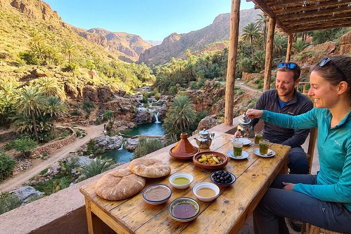 Paradise Valley Tour from Agadir with Berber Breakfast & Hike