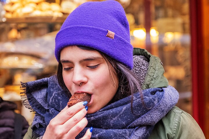 Modena Food Tour with Pasta and 10 Authentic Italian Tastings