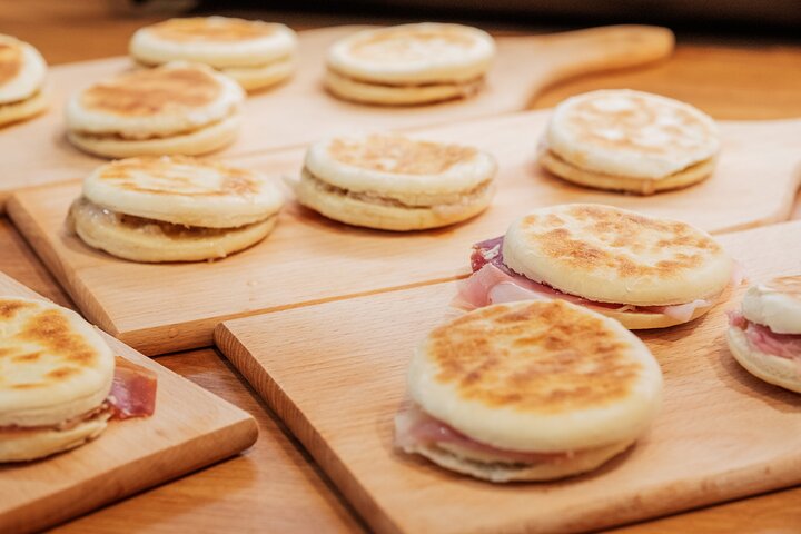 Modena Food Tour with Pasta and 10 Authentic Italian Tastings