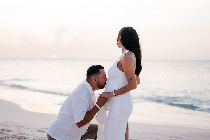 Private Vacation Photoshoot with Photographer in Biloxi