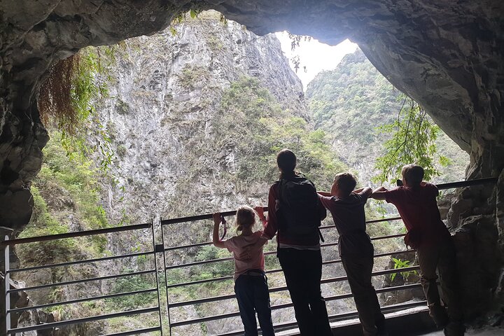 Private Taroko Gorge English Guided Tour from Hualien City