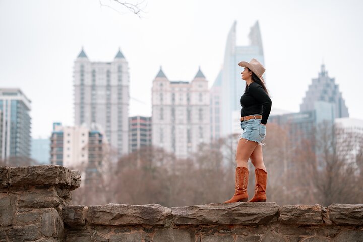 Private Vacation Photoshoot with Photographer in Indianapolis