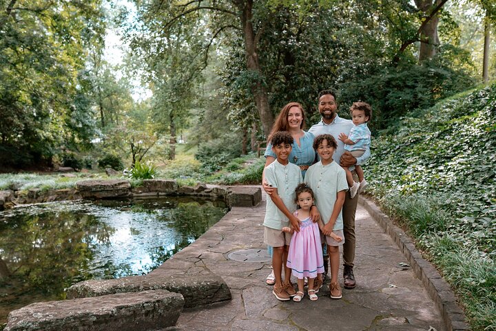 Private Vacation Photoshoot with Photographer in Indianapolis