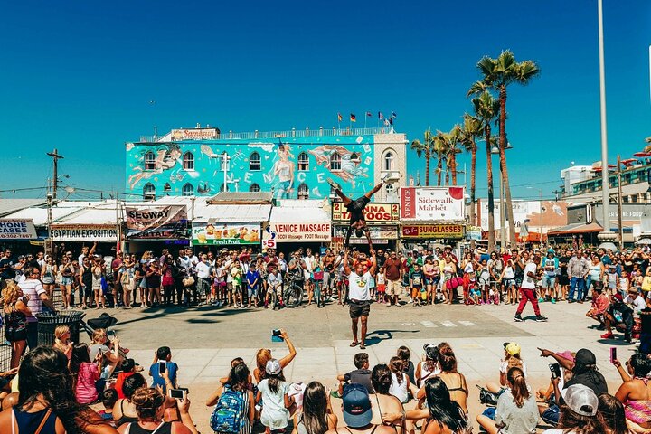 LA, Hollywood, Beverly Hills, and Beach Tour with Hotel Pickup
