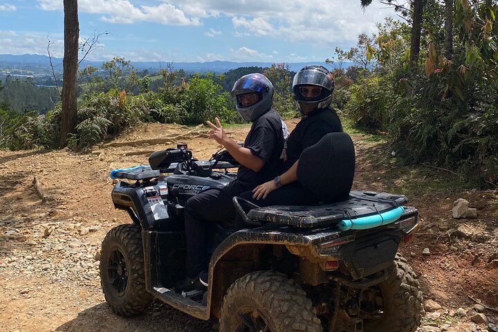 Medellin : Off-Road Adventure in ATV, Quad-Adrenalin-waterfall