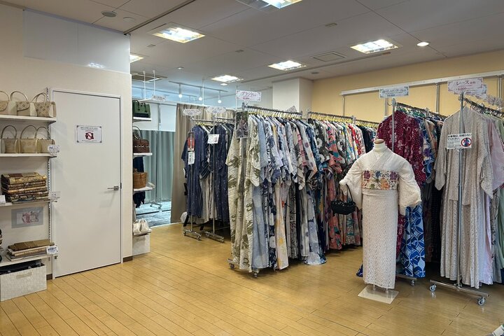 Kawagoe: Family-Friendly Kimono & Yukata Experience at WARGO