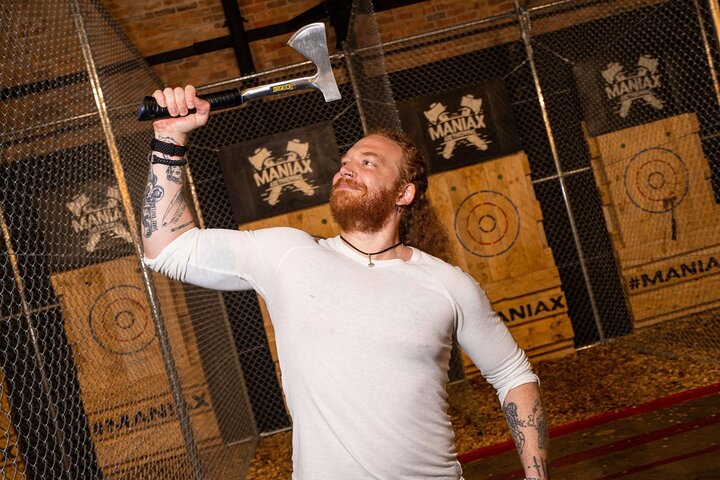 Canberra Axe Throwing 1 Hour Experience