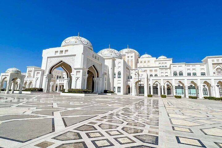 Abu Dhabi Private City Tour