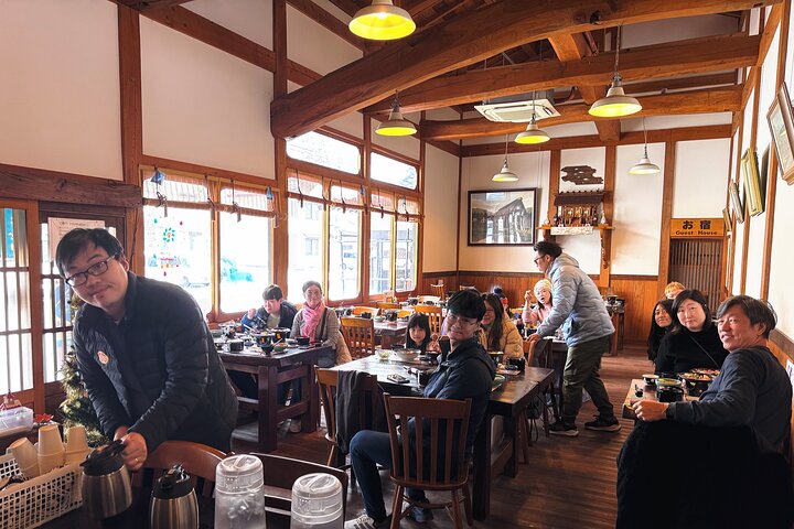 Shirakawago & Takayama Bus Tour from Nagoya w/Optional Lunch