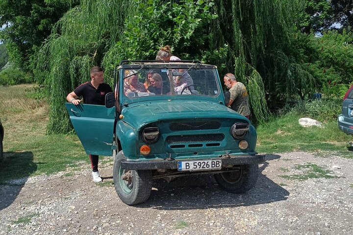 Jeep Safari with Honey Tasting and Lunch at Obzor
