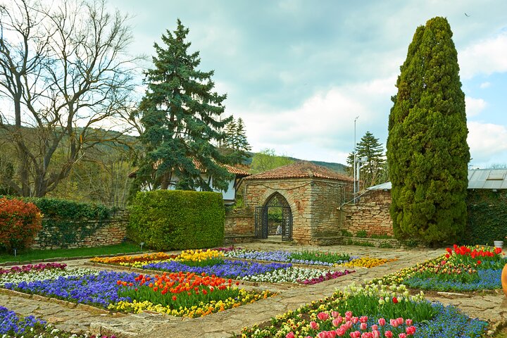 Palace of Queen Maria Botanical Garden and Cape Kaliakra