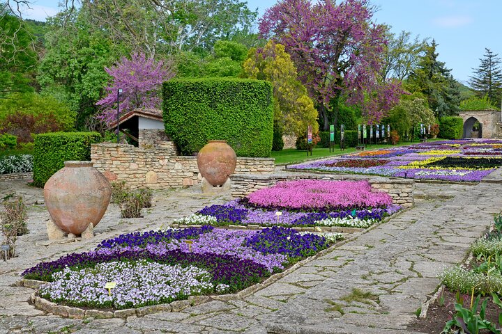 Palace of Queen Maria Botanical Garden and Cape Kaliakra