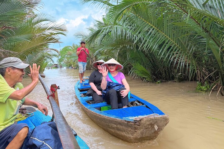 Cu Chi Tunnels and Mekong Delta VIP Tour by Limousine