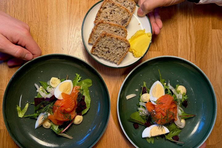 Oslo Guided Food Tour with 5 Food Tastings and a Secret Dish
