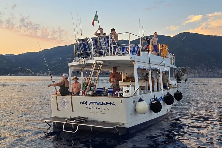 Cinque Terre Lunch boat tour