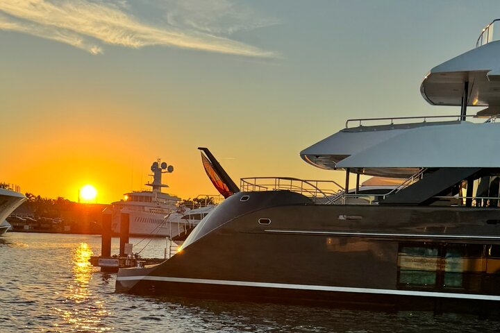 Craft Beer and Wine Sunset Cruise in Palm Beach
