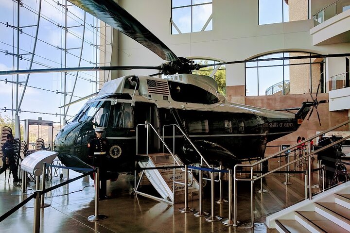 Ronald Reagan Presidential Library Tour with Hotel Pickup