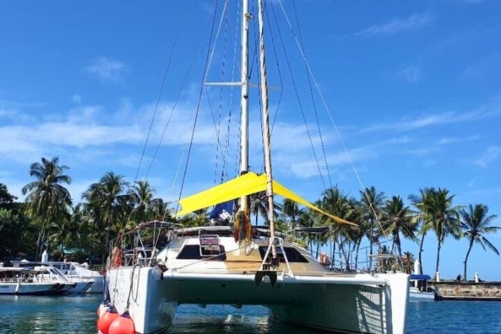 Kota Kinabalu: Catamaran Snorkeling, Paddlebord, Kayak with Meal