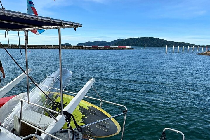 Kota Kinabalu: Catamaran Snorkeling, Paddlebord, Kayak with Meal