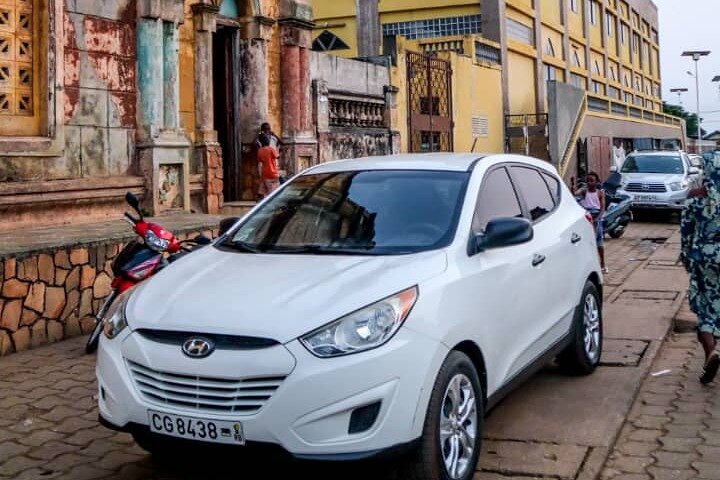 Discover Cotonou Ouidah PortoNovo as a local private driver