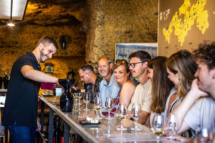 "AMBACIA CELLARS", Tour and Wine Tasting in Amboise, Loire Valley