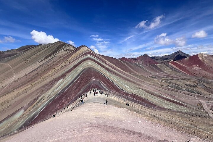 Rainbow Mountain Beat-the-Crowd, Small Group - 8:00 AM Departure