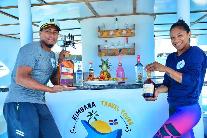Sand-Bar Punta Cana Party Boat unlimited drinks, snorkeling Vibes