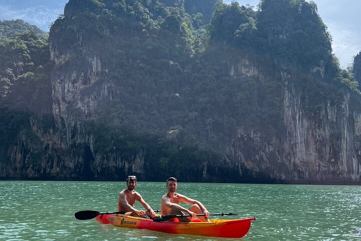 Ko Lanta Half Day Kayak to Talabeng Sea Cave and Mangrove Forest