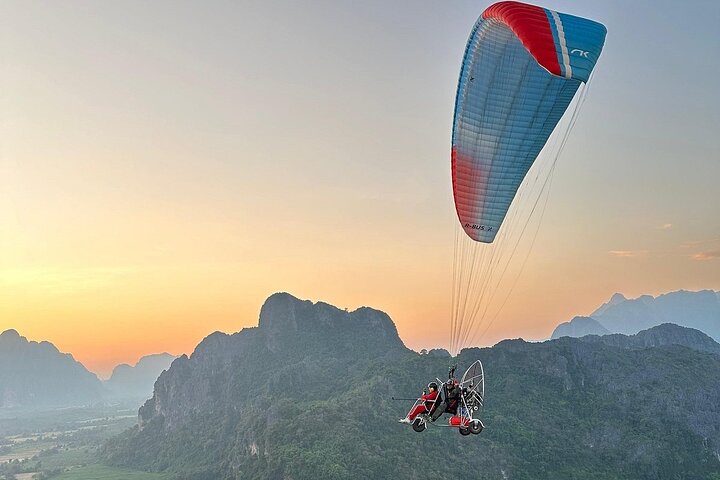 Paramotor Experience in Vang Vieng Laos
