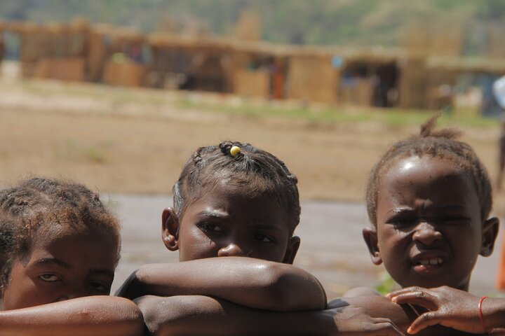 Adventure Tour West Madagascar | Nature and Discovery