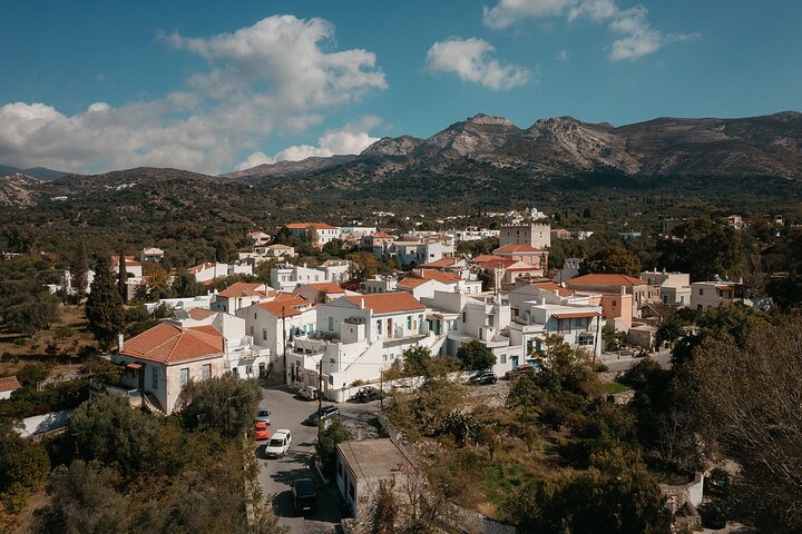 Unforgettable Naxos in 6 Hours: Villages, Tastings & Lunch