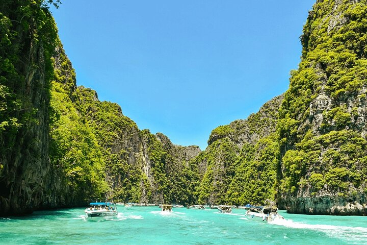 Phi Phi, Maya Bay & Khai Islands Speedboat Tour from Phuket