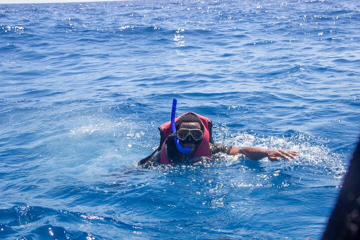 Zanzibar: Mnemba Snorkeling