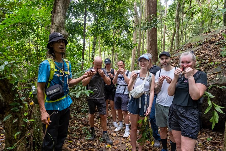 Trekking Tien Son Dinh Phu Quoc