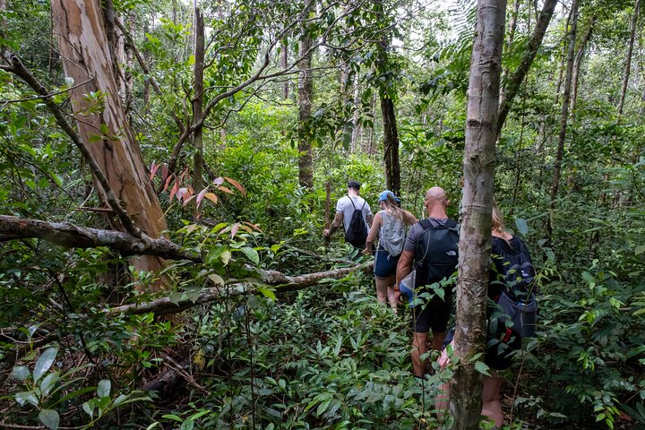 Trekking Tien Son Dinh Phu Quoc