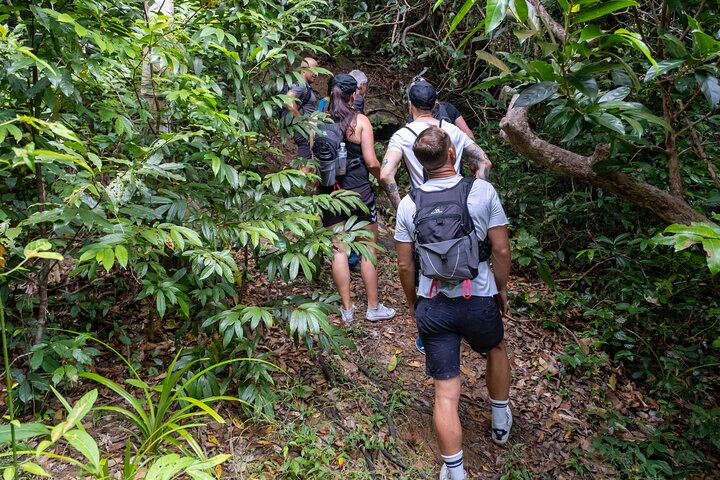 Trekking Tien Son Dinh Phu Quoc