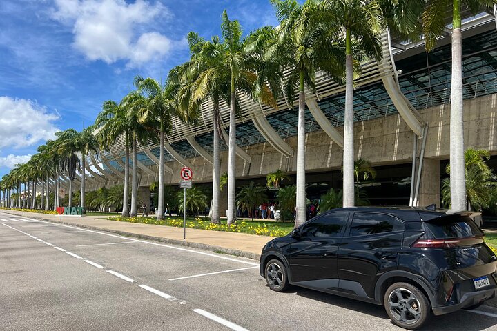 Transfers PIPA Airports in Premium Electric Cars