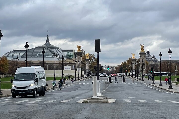Paris with Love Private Guide and Driver
