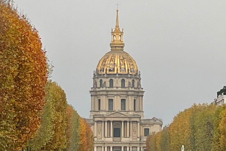 Paris with Love Private Guide and Driver