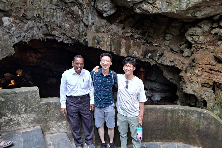 Vishakhapatnam Discovery with Borra Caves and Araku Valley