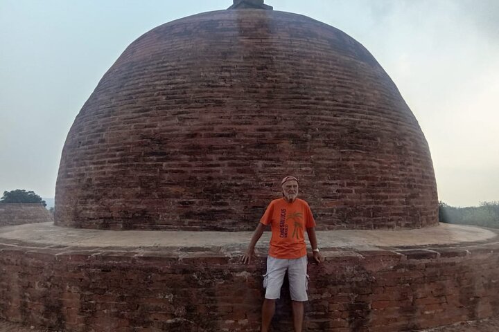 Vishakhapatnam Discovery with Borra Caves and Araku Valley