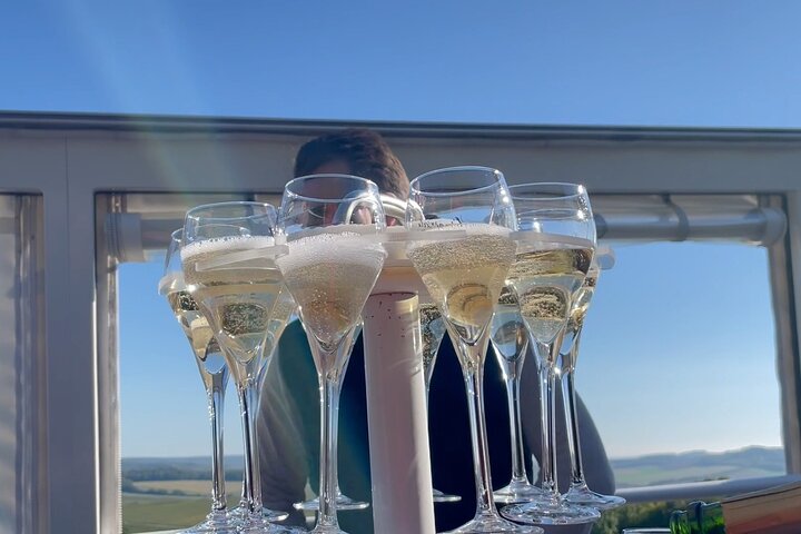 Épernay and Champagne Open-Top Bus Tour with 3 Tastings