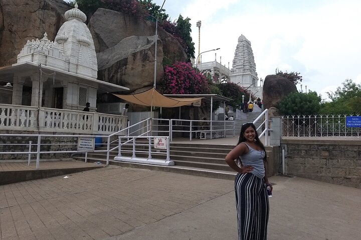 Private Guided Tour at the Three Temples of Hyderabad