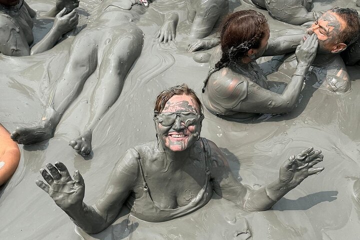 Tour to the Mud Volcano in Cartagena with Lunch