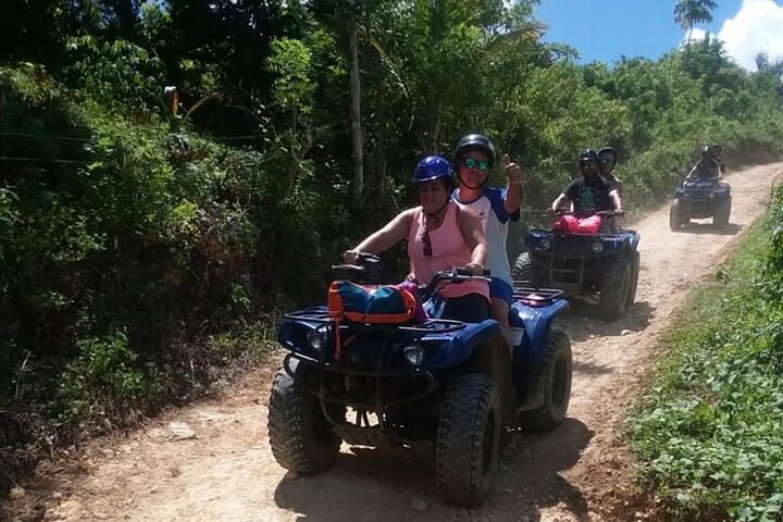 FourWheel Adventure Tours The Earths